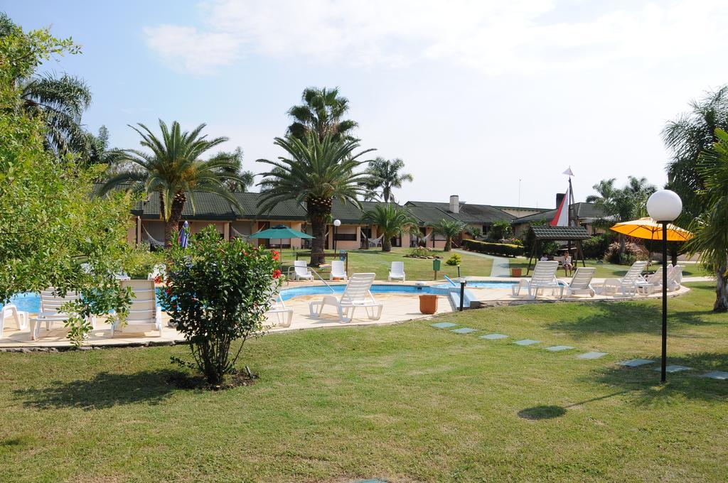 Arapey Oasis Termal Hotel แตร์มาส เดล อาราเปย์ ภายนอก รูปภาพ